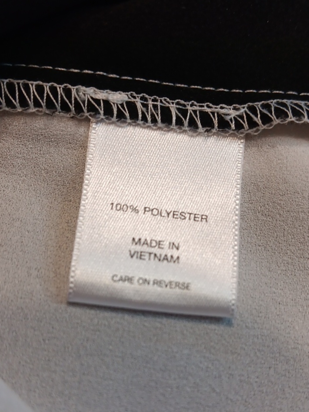 New York & Company Black and White Colorblock Button-Down Shirt - Picture 9 of 13